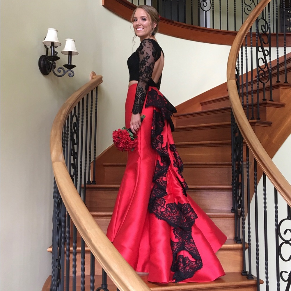 Sherri Hill Prom Dress